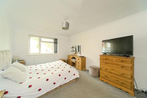 2 bedroom apartment for sale, Collington Lane East, Bexhill-On-Sea