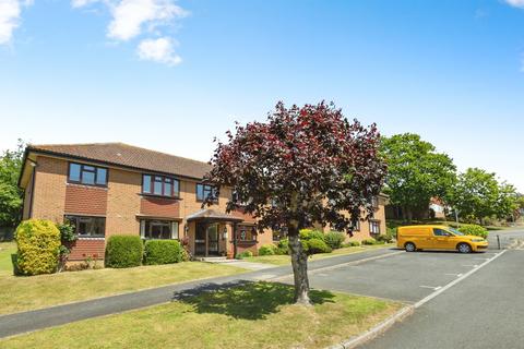 2 bedroom ground floor flat for sale, Hillborough Close, Bexhill-On-Sea