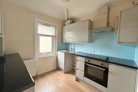 2 bedroom flat for sale, Western Road, Bexhill-On-Sea