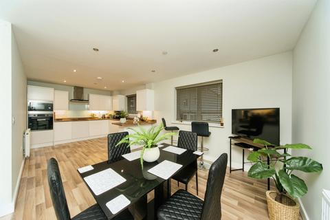 2 bedroom apartment for sale, Wilton Road, Bexhill-On-Sea