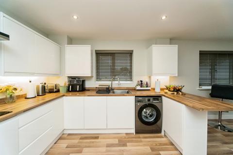 2 bedroom apartment for sale, Wilton Road, Bexhill-On-Sea