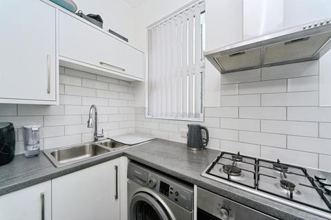 2 bedroom maisonette for sale, Wilton Road, Bexhill-On-Sea