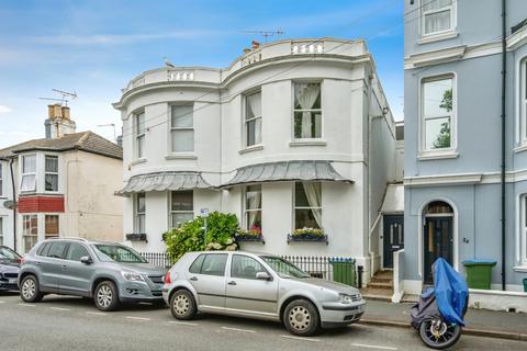 4 bedroom semi-detached house for sale, Glamis Street, Bognor Regis
