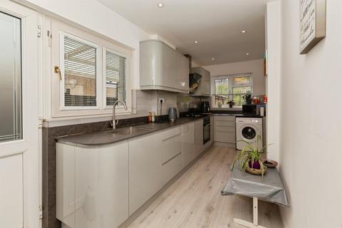 3 bedroom semi-detached house for sale, Alvista Avenue, Taplow, Maidenhead