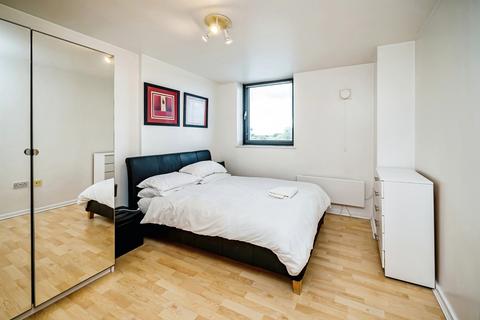 undefined, Bath Road, Slough
