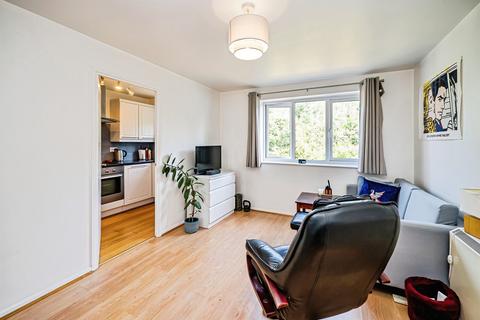 1 bedroom apartment for sale, Lowestoft Drive, Slough