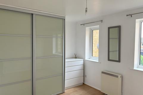 1 bedroom apartment for sale, Lowestoft Drive, Slough
