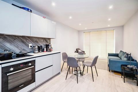 1 bedroom flat for sale, Memorial Avenue, Slough