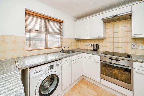 2 bedroom apartment for sale, Pickfords Gardens, Slough
