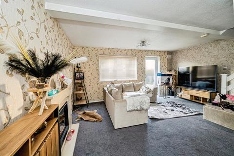 undefined, Rochfords Gardens, Slough