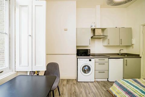Studio for sale, Upton Park, Slough