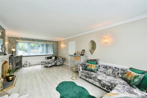 4 bedroom detached house for sale, Nazeing Road, Nazeing, Waltham Abbey