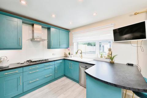 4 bedroom detached house for sale, Nazeing Road, Nazeing, Waltham Abbey