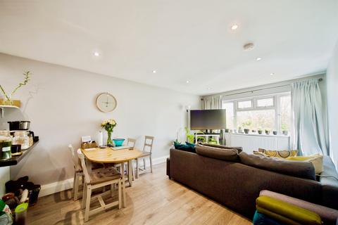 Rowan Drive, Broxbourne