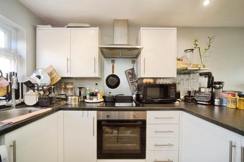 2 bedroom apartment for sale, Rowan Drive, Broxbourne