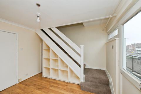 2 bedroom maisonette for sale, The Precinct, Broxbourne