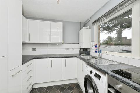 2 bedroom maisonette for sale, The Precinct, Broxbourne