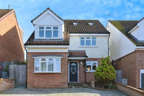 4 bedroom detached house for sale, Edward Court, Waltham Abbey