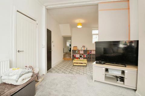 3 bedroom terraced house for sale, Kendrick Road, BARRY