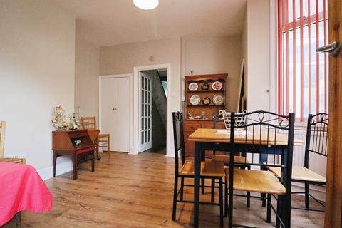 5 bedroom terraced house for sale, Harbour Road, Barry