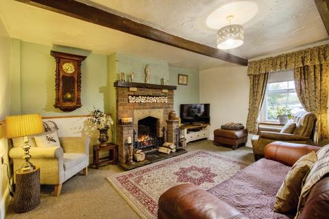 2 bedroom terraced house for sale, Dearne Hall Road, Barugh Green, Barnsley