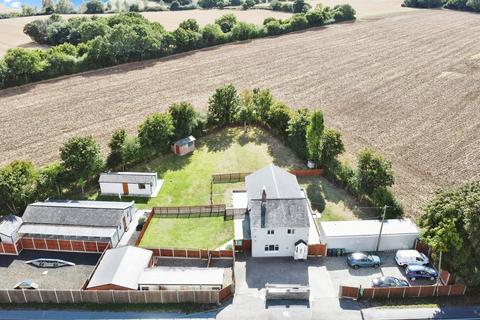 5 bedroom detached house for sale, Coggeshall Road, Stisted, Braintree