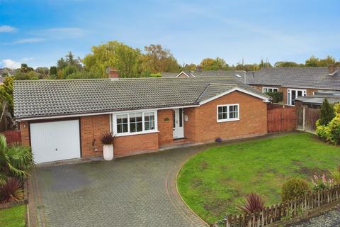 3 bedroom detached bungalow for sale, Meadow Close, Panfield, Braintree