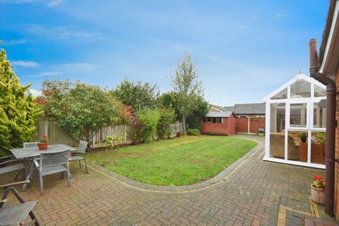 3 bedroom detached bungalow for sale, Meadow Close, Panfield, Braintree