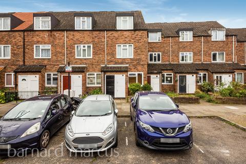 undefined, Wolftencroft Close, London