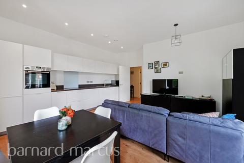 2 bedroom apartment for sale, Danvers Avenue, London