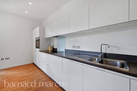 2 bedroom apartment for sale, Danvers Avenue, London