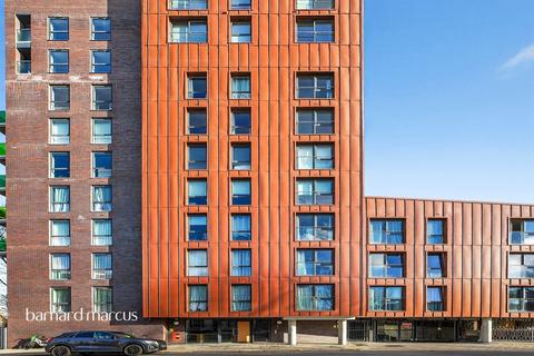 1 bedroom apartment for sale, Plough Road, London