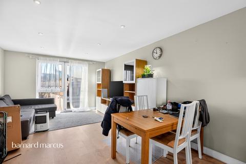 1 bedroom apartment for sale, Plough Road, London
