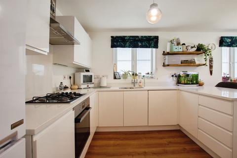 3 bedroom detached house for sale, Gnatsnapper Close, Hucknall, Nottingham