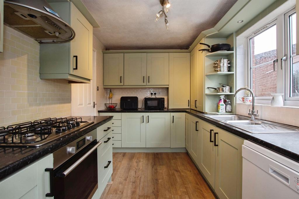 Hepple Drive, Nottingham - View 2
