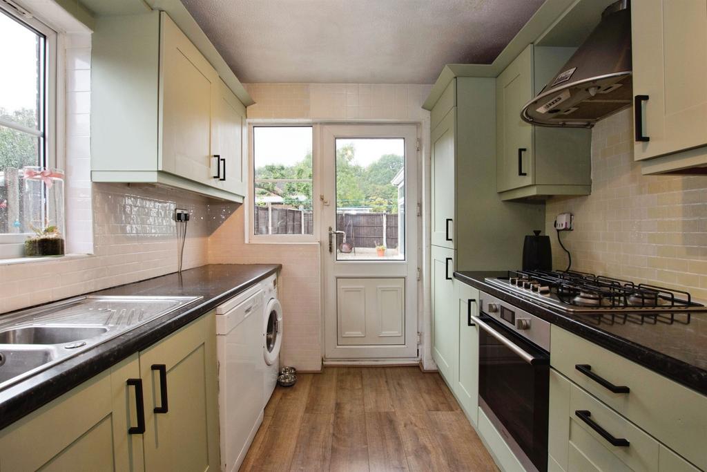 Hepple Drive, Nottingham - View 5