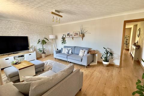 3 bedroom detached house for sale, Woodville Gardens West, Boston