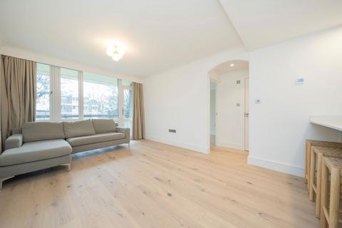 3 bedroom flat to rent, Shepherds Hill, London N6