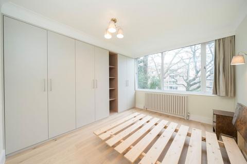 3 bedroom flat to rent, Shepherds Hill, London N6