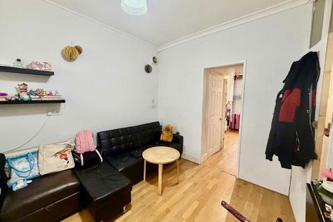 1 bedroom flat to rent, Victoria Road, London NW4