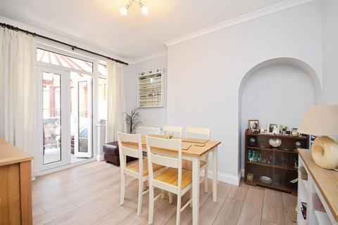 3 bedroom semi-detached house for sale, Third Avenue, CHELMSFORD
