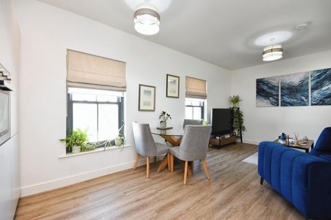 2 bedroom flat for sale, Railway Street, Chelmsford