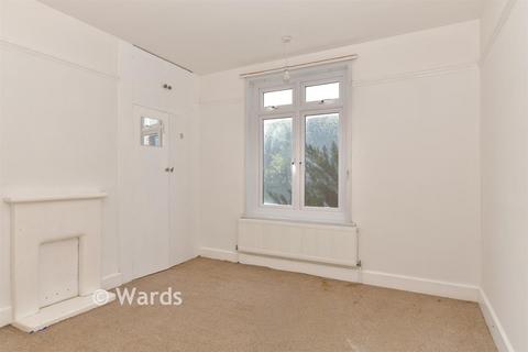 3 bedroom terraced house for sale, Clarence Road, Chatham, Kent