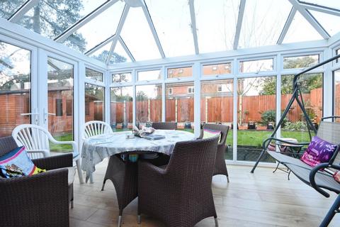 5 bedroom detached house for sale, Dogrose Close, CHELMSFORD