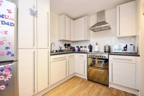 1 bedroom flat for sale, Lynmouth Avenue, Chelmsford