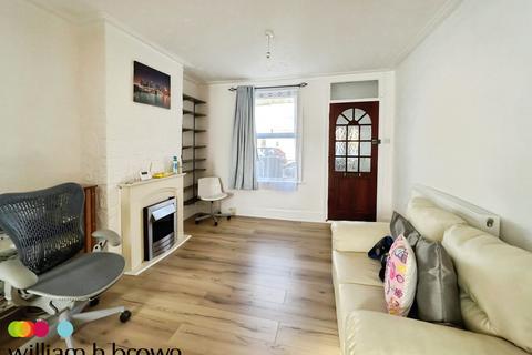 2 bedroom terraced house to rent, Riverside Road, IPSWICH