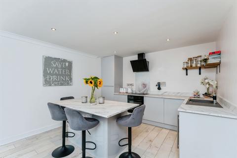 2 bedroom apartment for sale, New Crane Street, Chester