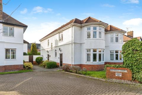 2 bedroom ground floor flat for sale, Knowsley Court,, Hoole, Chester
