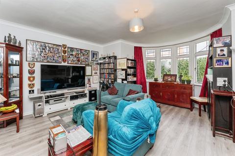 2 bedroom ground floor flat for sale, Knowsley Court,, Hoole, Chester