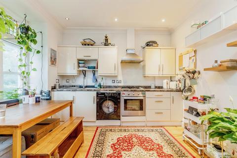 2 bedroom flat for sale, Redland Road, Redland, Bristol